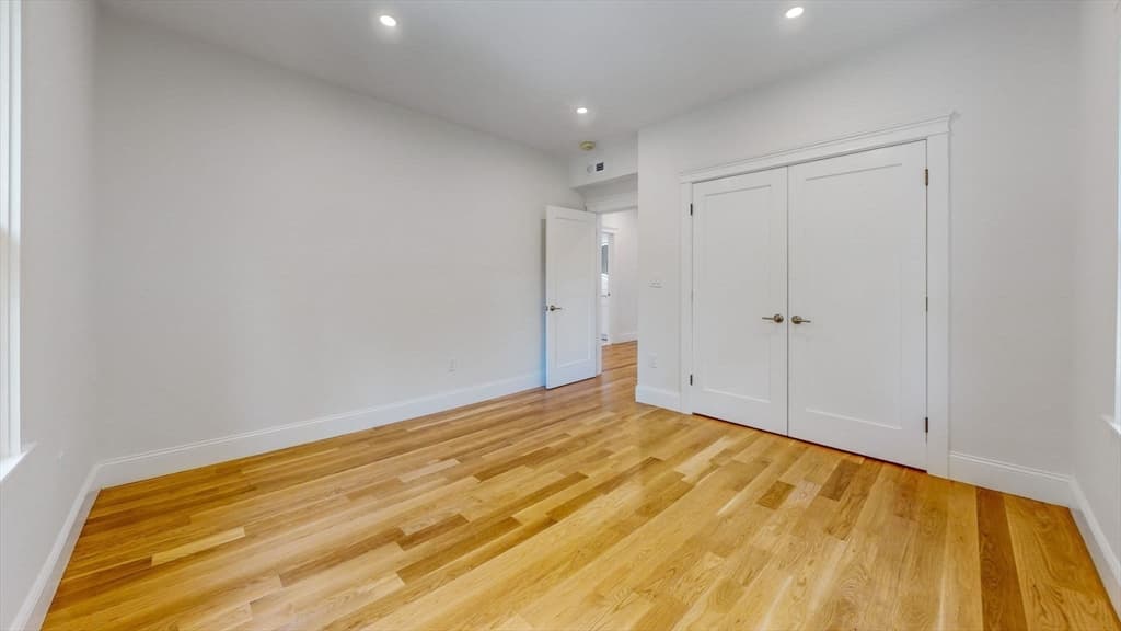 37 Oakland St, Wellesley MA 02481 photo 21