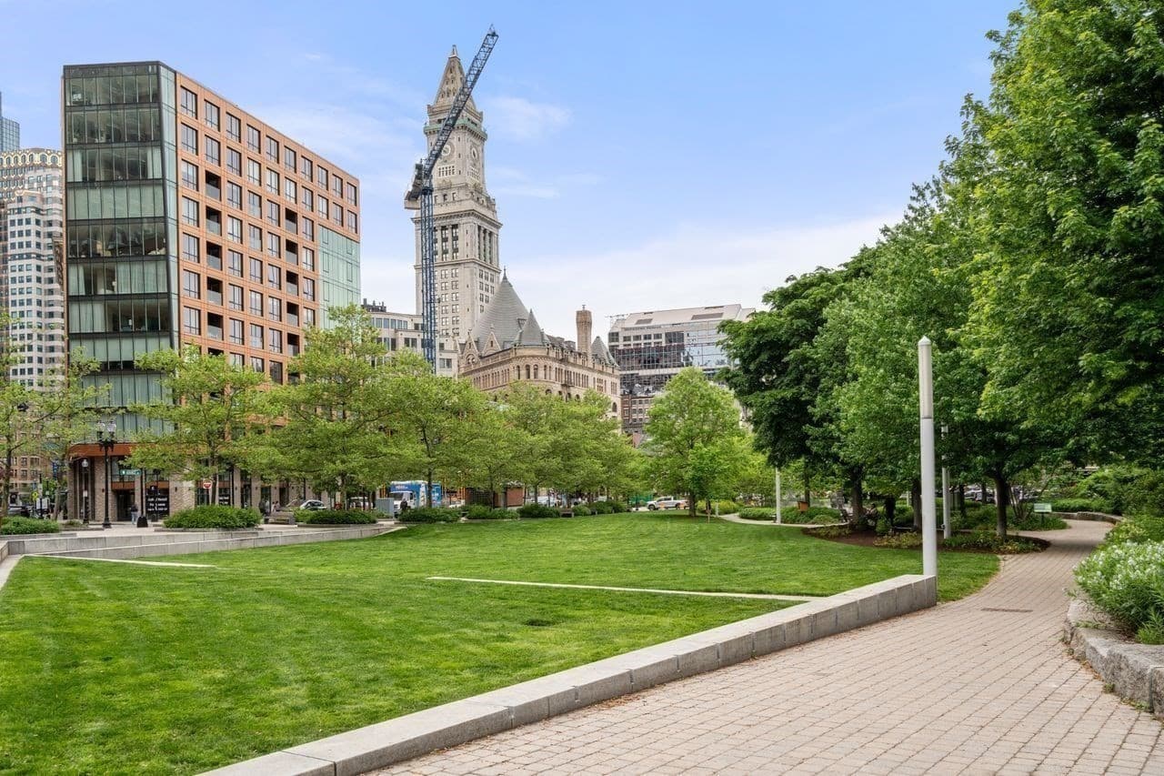 Condominium at 110 Broad St # 303, Boston MA 02110, photo 27 of 35