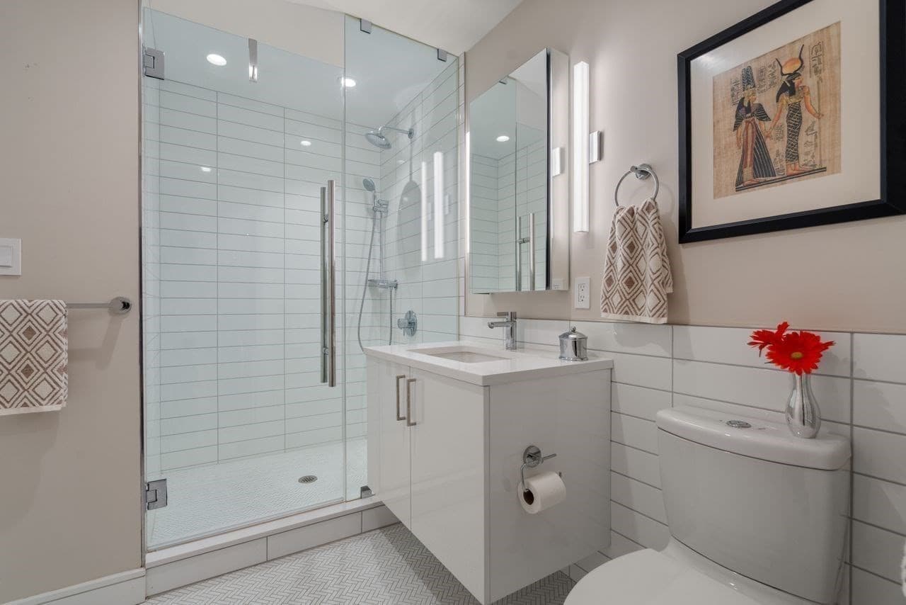 Condominium at 110 Broad St # 303, Boston MA 02110, photo 13 of 35