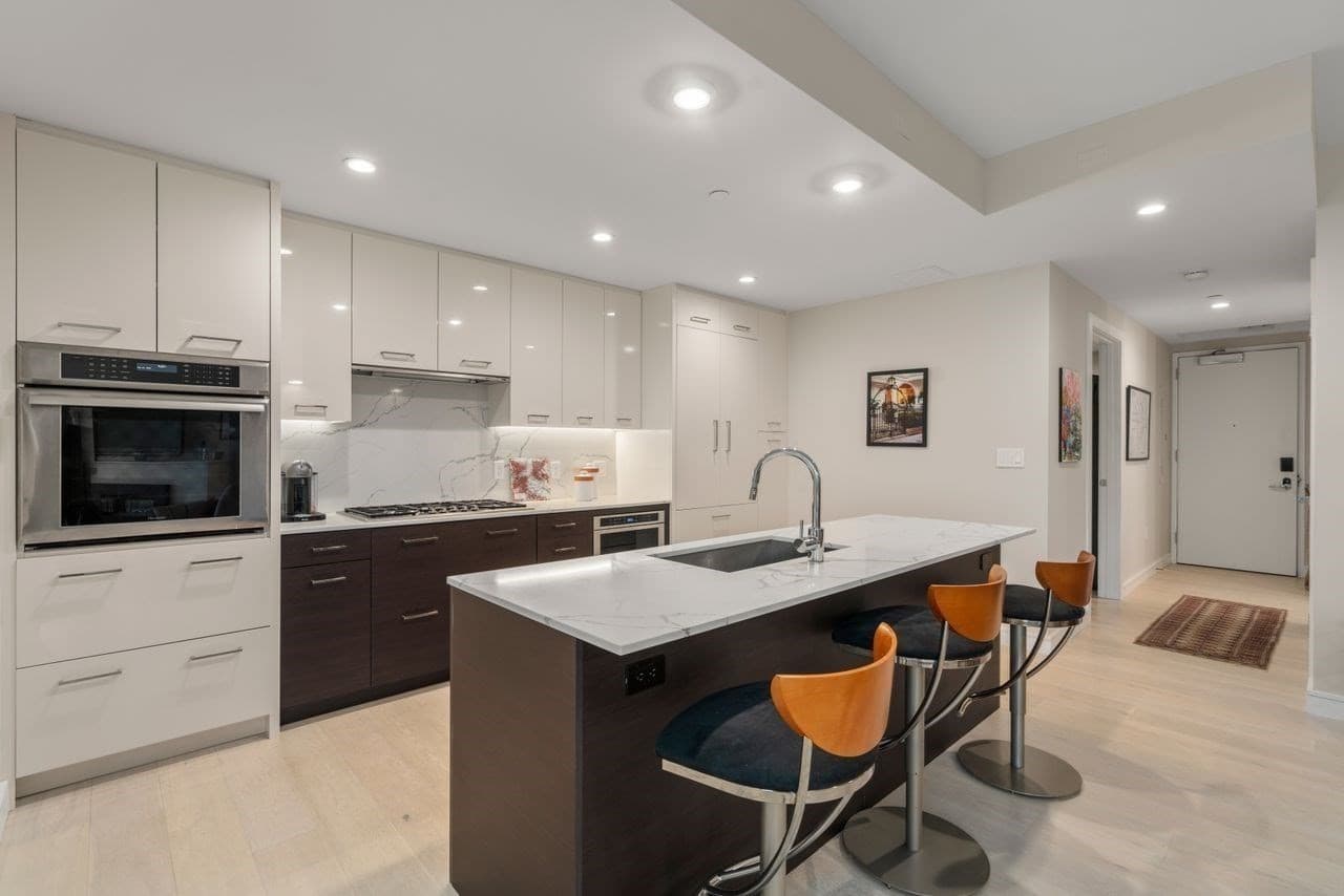 Condominium at 110 Broad St # 303, Boston MA 02110, photo 12 of 35