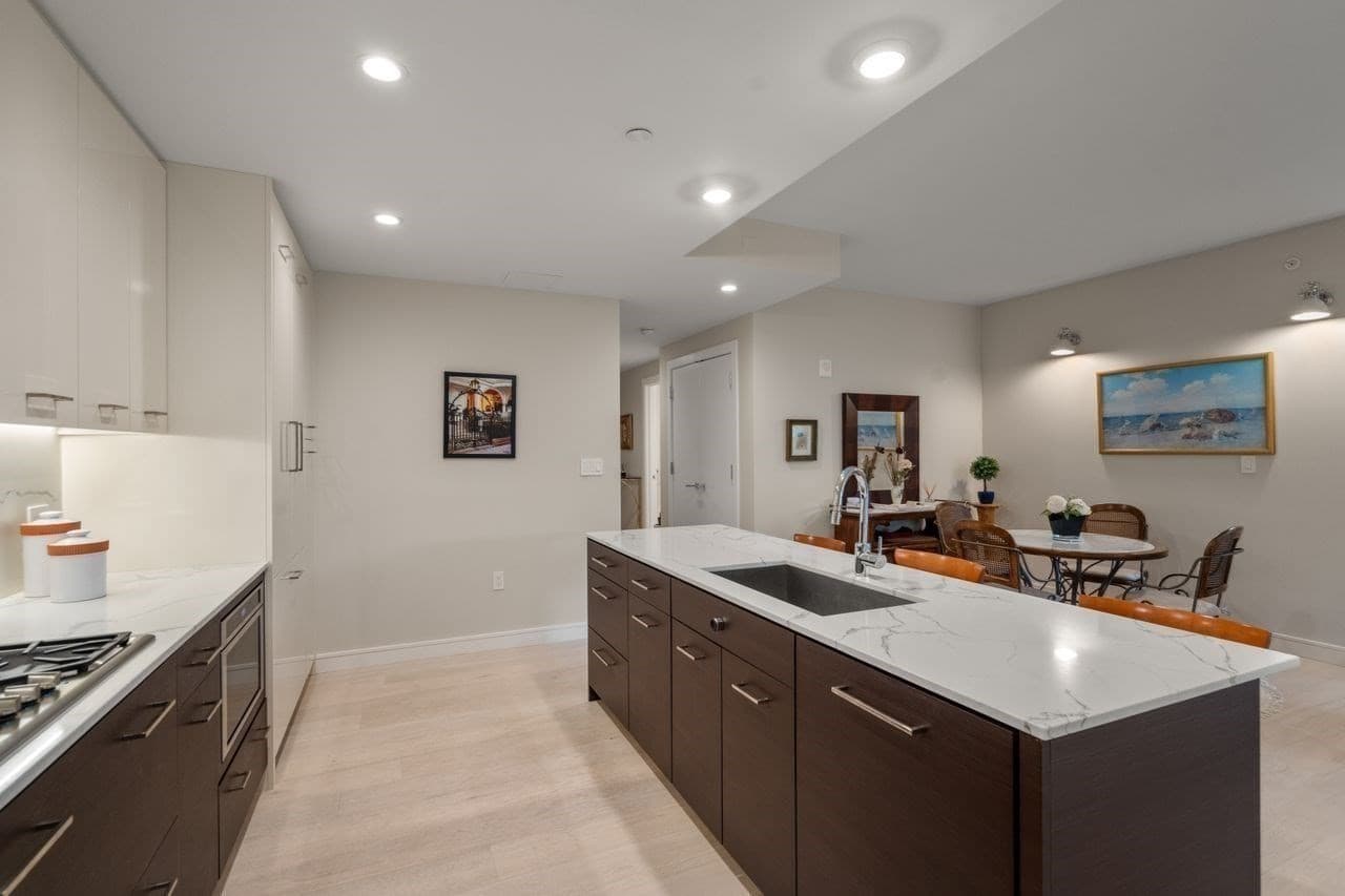 Condominium at 110 Broad St # 303, Boston MA 02110, photo 9 of 35