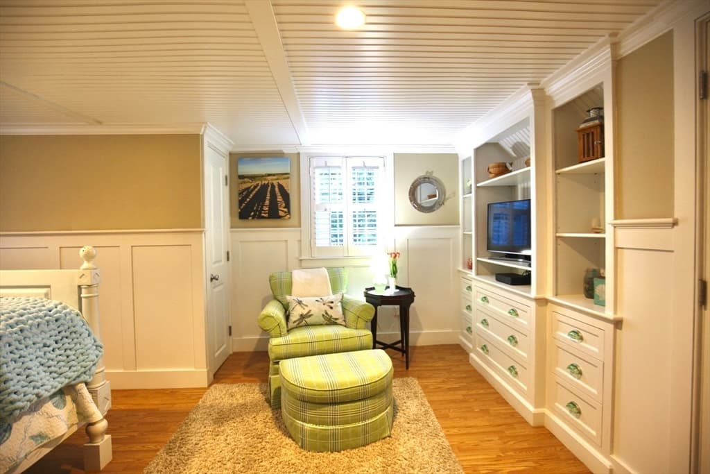 86 Taunton St, Lakeville MA 02347 photo 2