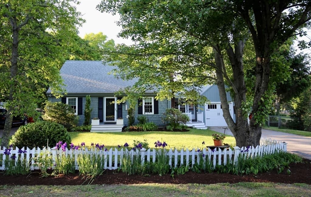86 Taunton St, Lakeville MA 02347 photo 3