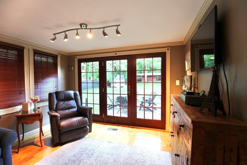 86 Taunton St, Lakeville MA 02347 photo 14