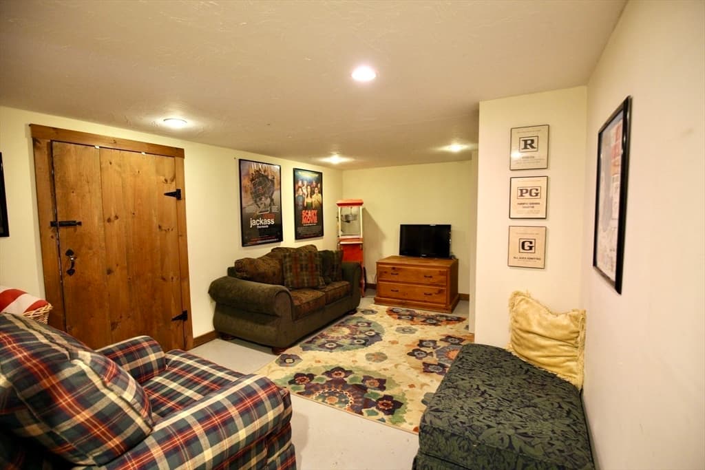 86 Taunton St, Lakeville MA 02347 photo 18