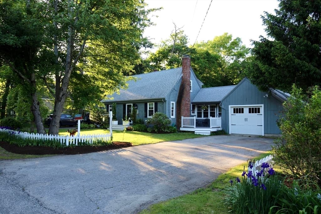 86 Taunton St, Lakeville MA 02347 photo 4