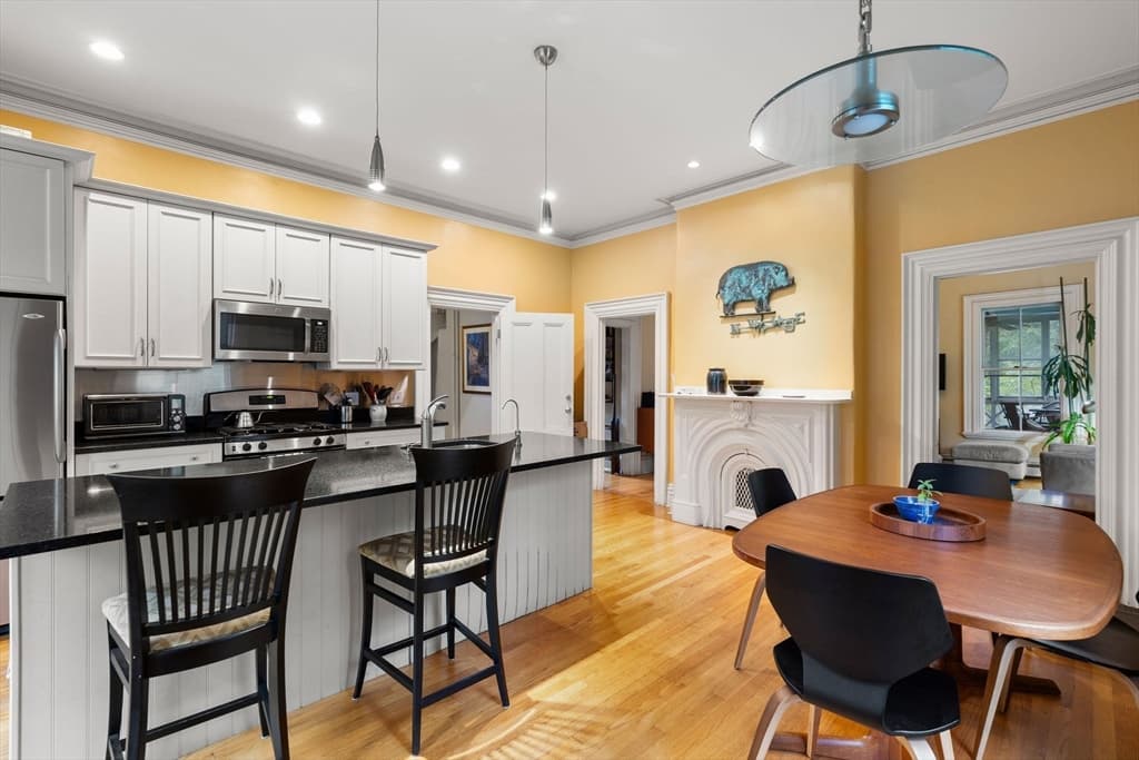 Multi Family at 212 Chestnut Ave, Boston MA 02130, photo 2 of 37