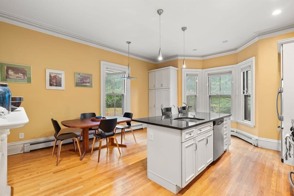 Multi Family at 212 Chestnut Ave, Boston MA 02130, photo 3 of 37