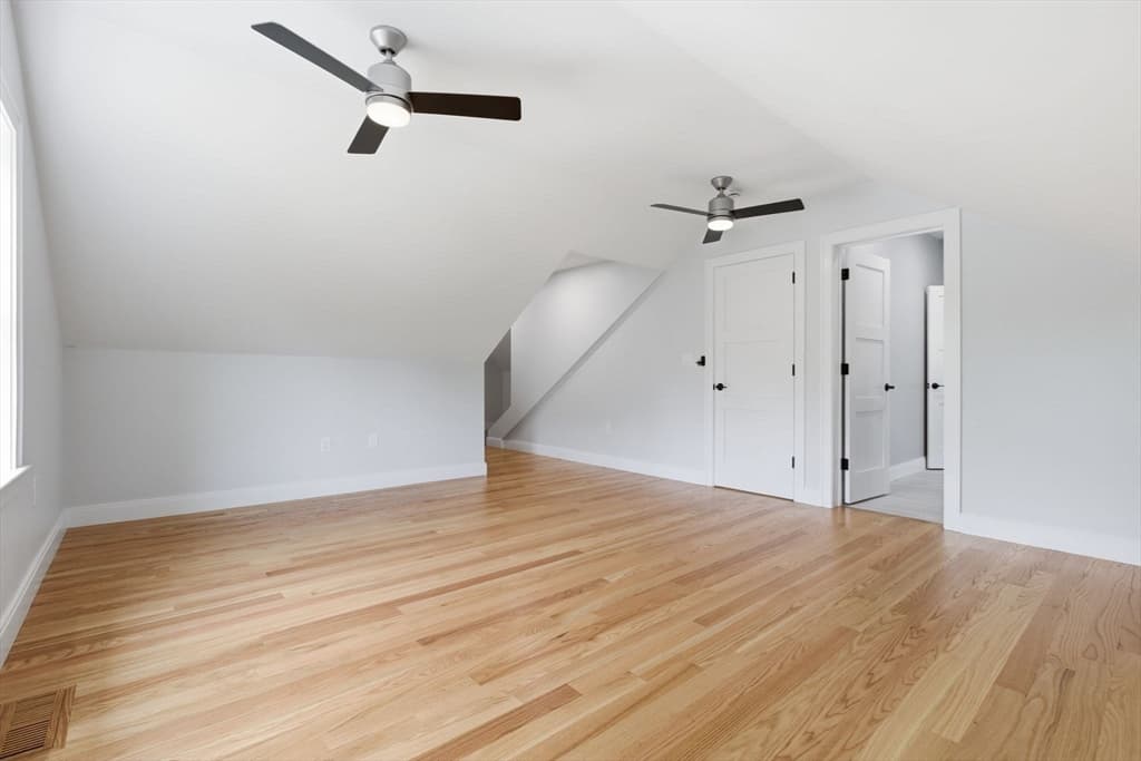 174 Winn St, Burlington MA 01803 photo 24