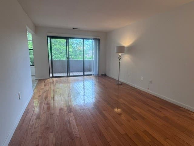 Condominium at 18 Shrewsbury Green Dr # K, Shrewsbury MA 01545, Shrewsbury, photo 8 of 21