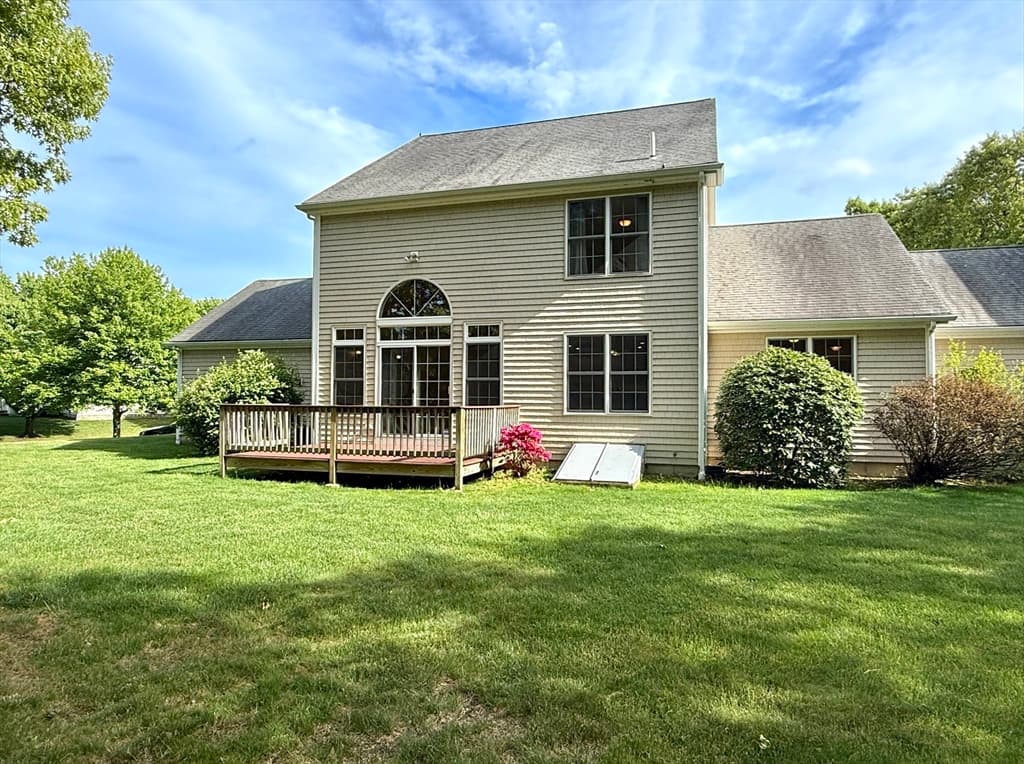 Condominium at 3 Harborlight Cir # 3, Plymouth MA 02360, Plymouth, photo 2 of 42