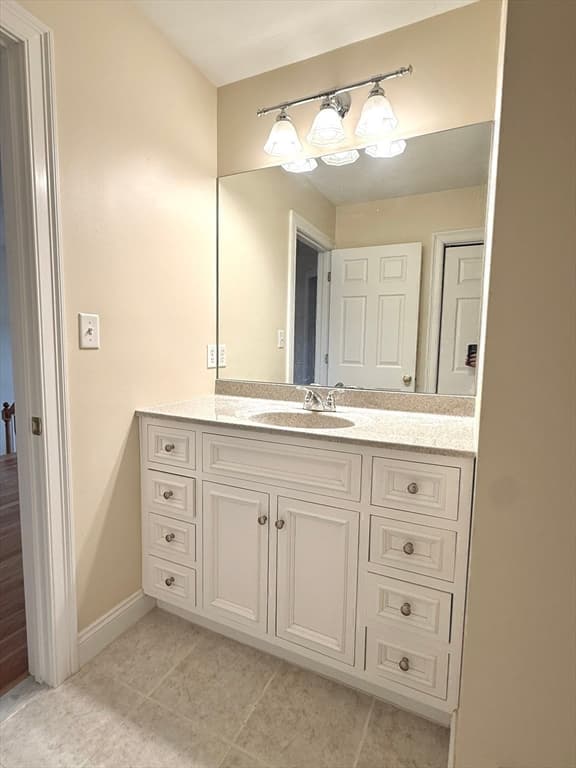 Condominium at 3 Harborlight Cir # 3, Plymouth MA 02360, Plymouth, photo 34 of 42