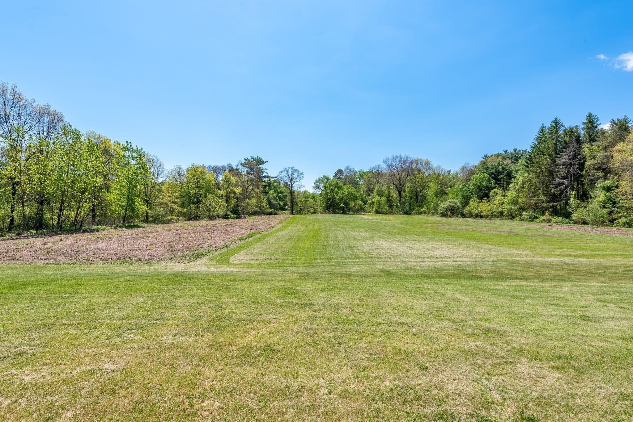 Single Family Residence at 9 Mill Valley Rd, Hadley MA 01035, photo 5 of 42