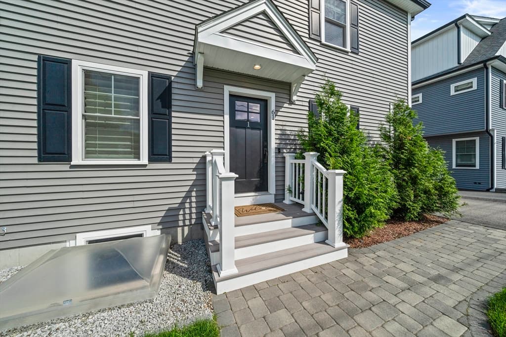 61 Gale Street # 1, Waltham MA 02453 photo 2