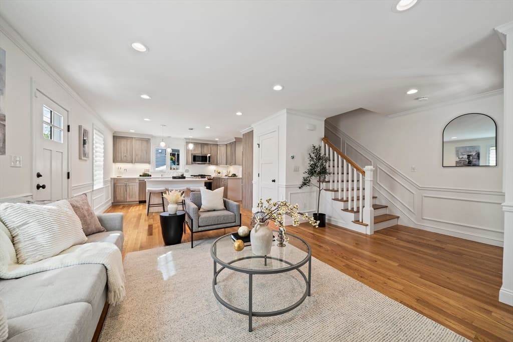61 Gale Street # 1, Waltham MA 02453 photo 11