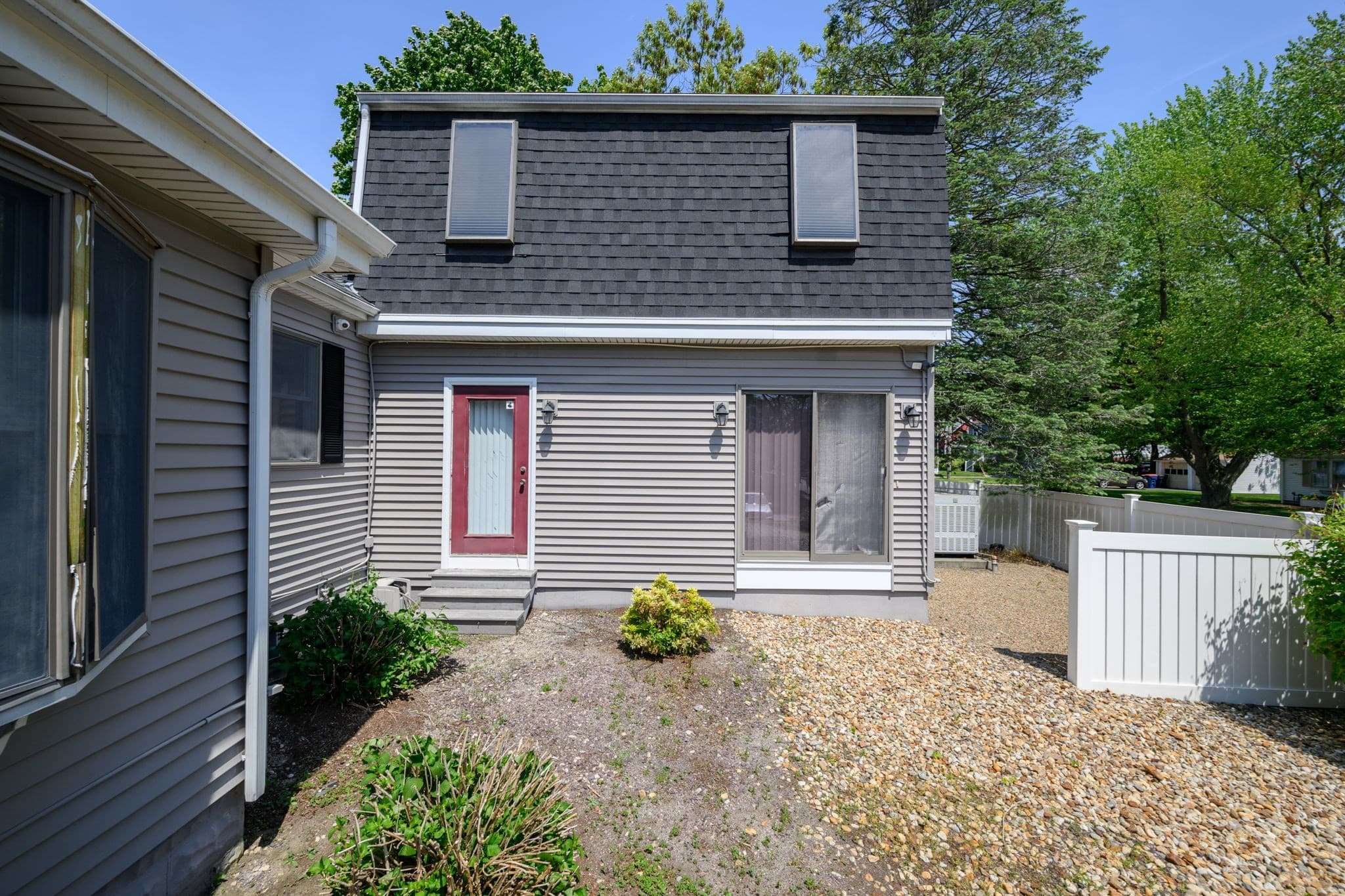 Multi Family at 275 West Main St, Norton MA 02766, photo 3 of 31