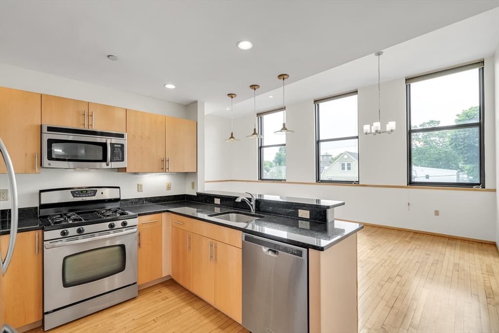 68 Central Ave # 304, Medford MA 02155 photo 9