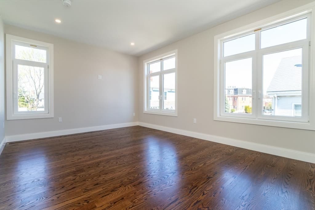 Condominium at 15 Tanglewood # D, Boston MA 02124, Boston, photo 17 of 28