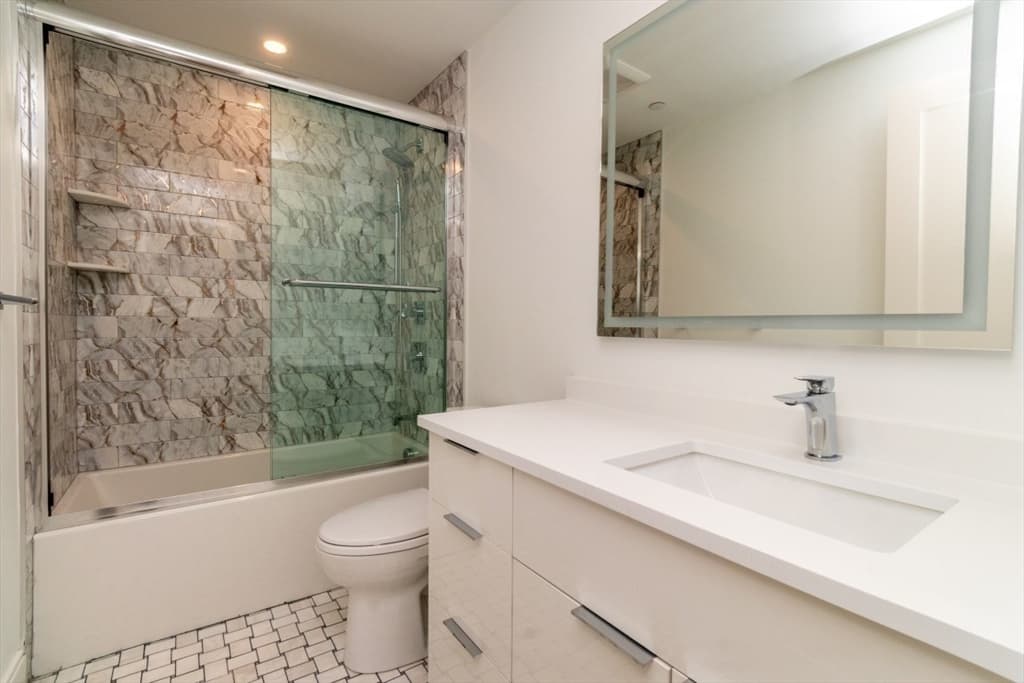 Condominium at 15 Tanglewood # D, Boston MA 02124, Boston, photo 19 of 28