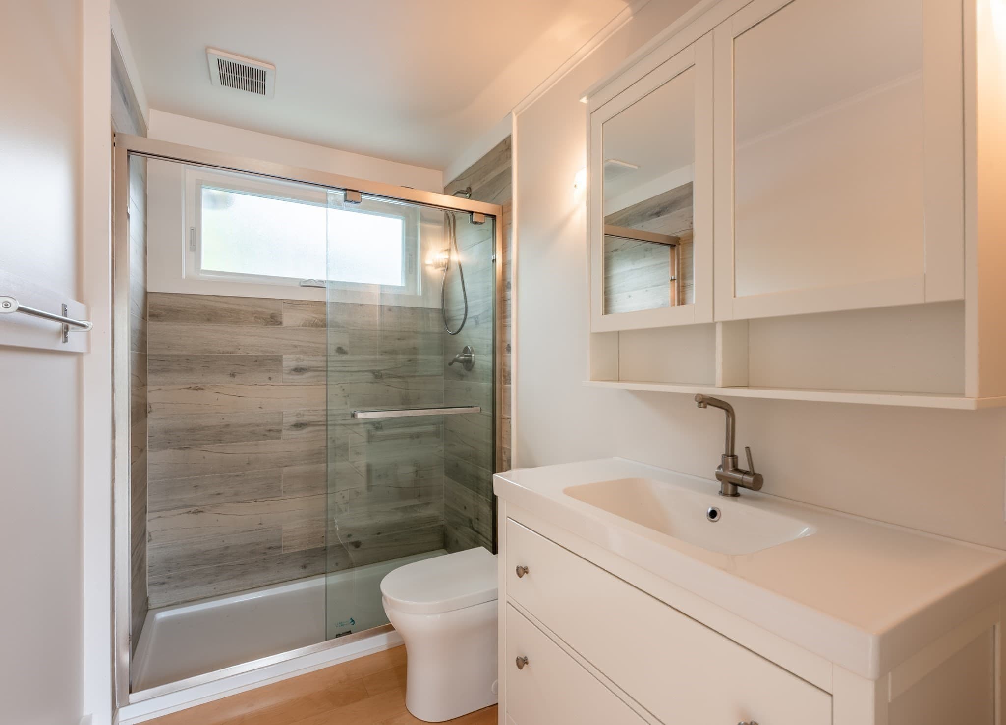 Single Family Residence at 8 Hideaway Place, Rockport MA 01966, photo 12 of 20