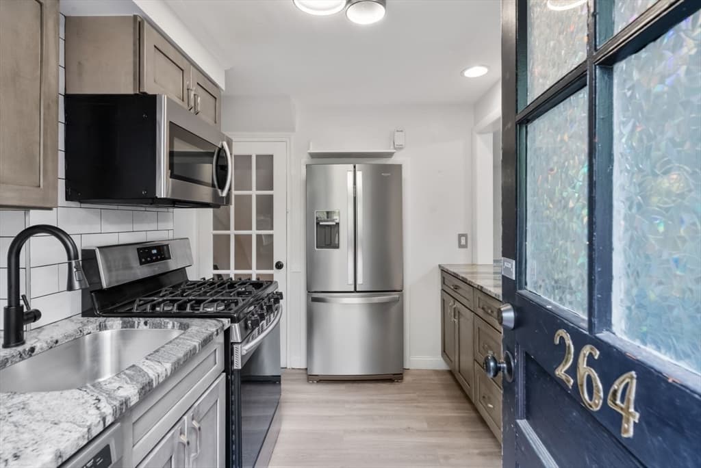 264 Lexington # 264, Watertown MA 02472 photo 7