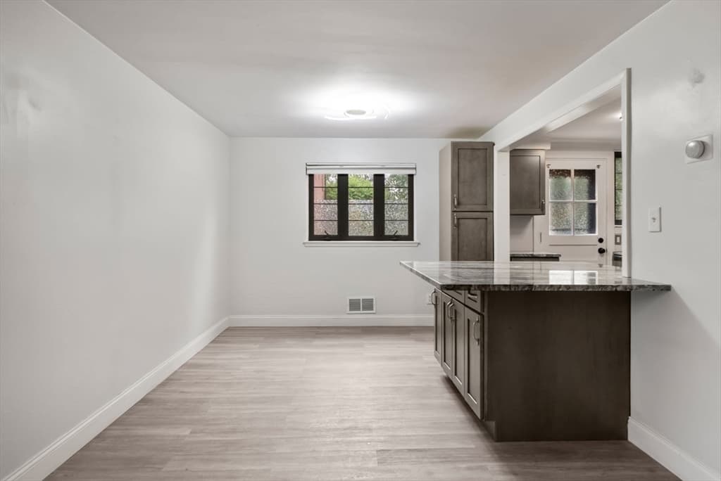264 Lexington # 264, Watertown MA 02472 photo 4