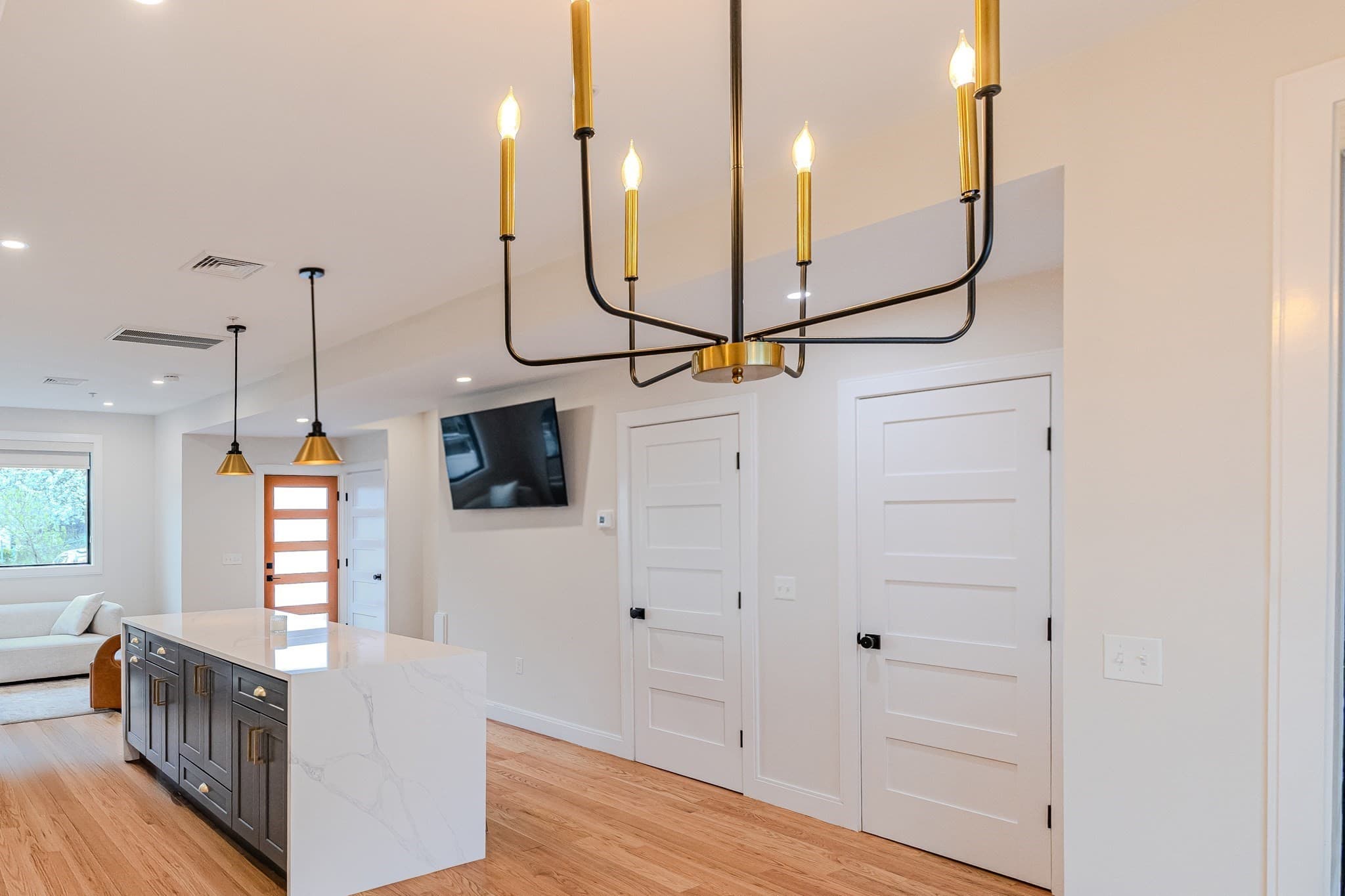 Condominium at 1-7 Wilcutt # 5, Boston MA 02121, photo 6 of 24