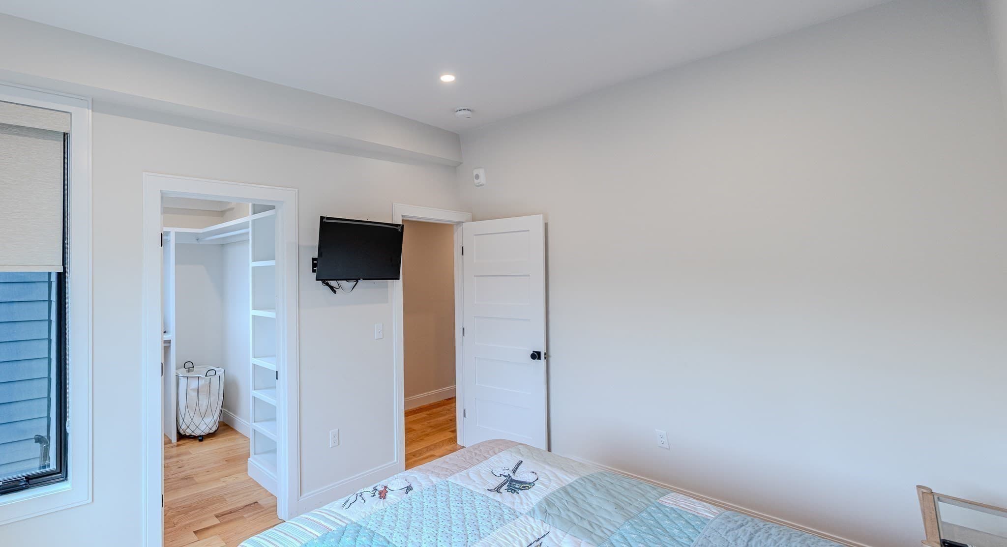 Condominium at 1-7 Wilcutt # 5, Boston MA 02121, photo 14 of 24