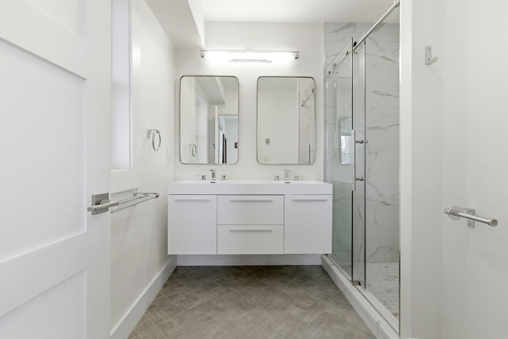 Condominium at 34 Heath St # 3, Somerville MA 02145, photo 13 of 26