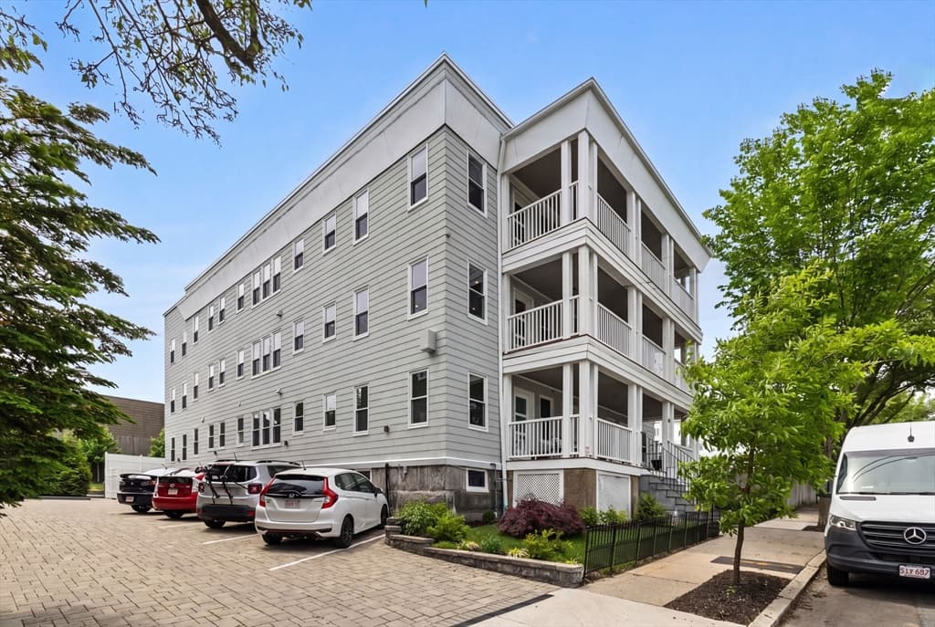 Condominium at 34 Heath St # 3, Somerville MA 02145, photo 26 of 26