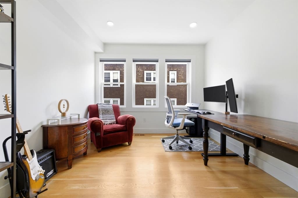 Condominium at 34 Heath St # 3, Somerville MA 02145, photo 20 of 26