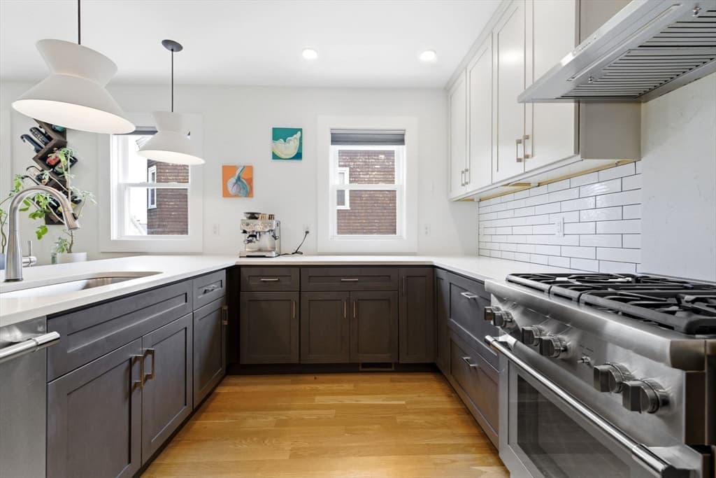 Condominium at 34 Heath St # 3, Somerville MA 02145, photo 8 of 26