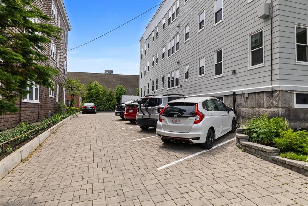 Condominium at 34 Heath St # 3, Somerville MA 02145, photo 25 of 26