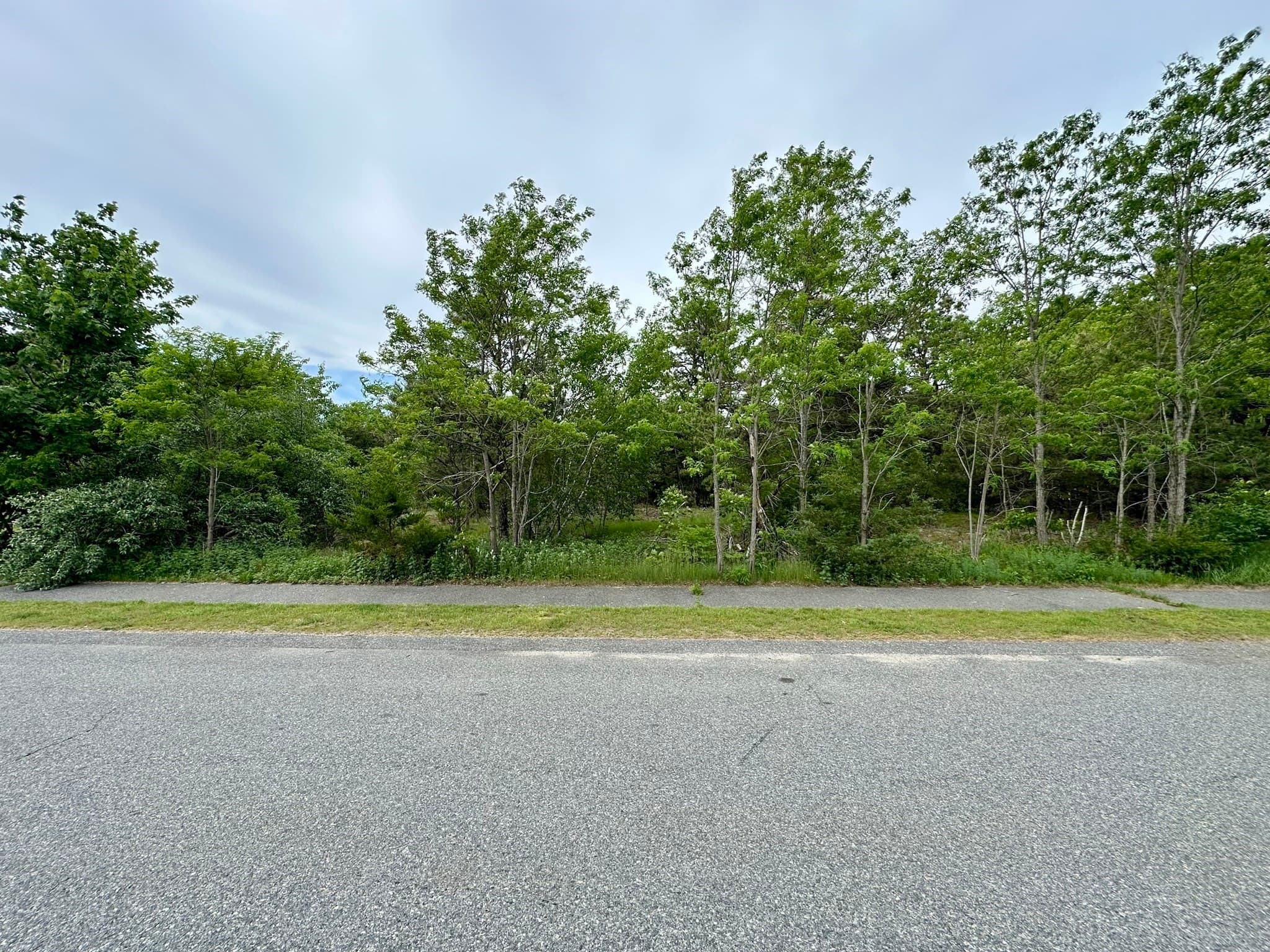 Residential at 12 Alexandra Dr, Freetown MA 02702, Freetown, photo 7 of 9