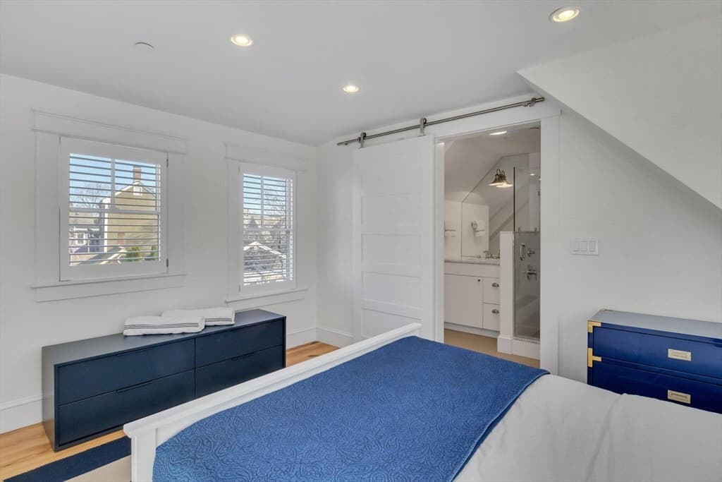 Condominium at 368 Commercial Street Unit G, Provincetown MA 02657, Provincetown, photo 20 of 28