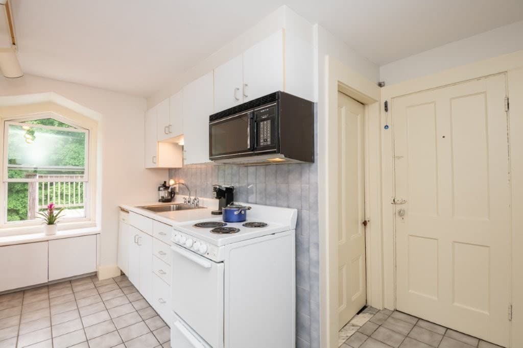Condominium at 25 Poplar St # 5A, Ipswich MA 01938, Ipswich, photo 8 of 30