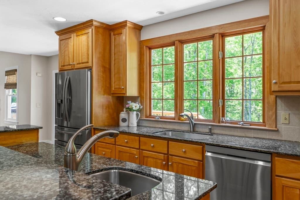 160 Quail Run, Marshfield MA 02050 photo 16