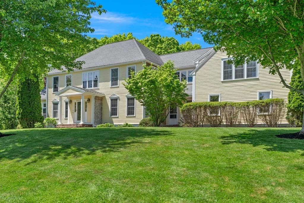 160 Quail Run, Marshfield MA 02050 photo 3