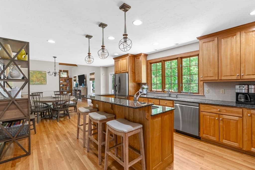160 Quail Run, Marshfield MA 02050 photo 15