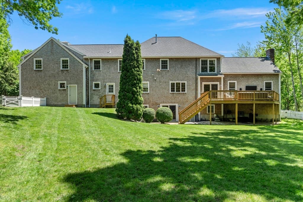 160 Quail Run, Marshfield MA 02050 photo 4
