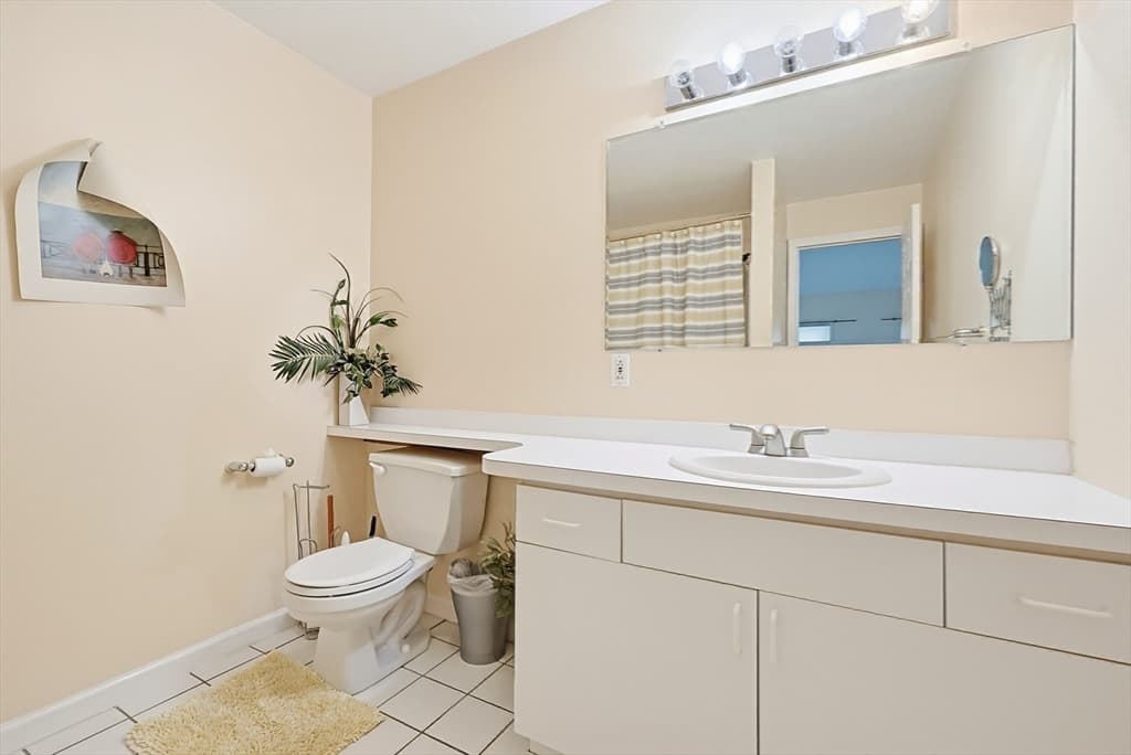 Condominium at 81 Arrowhead Cir # 81, Ashland MA 01721, photo 22 of 30