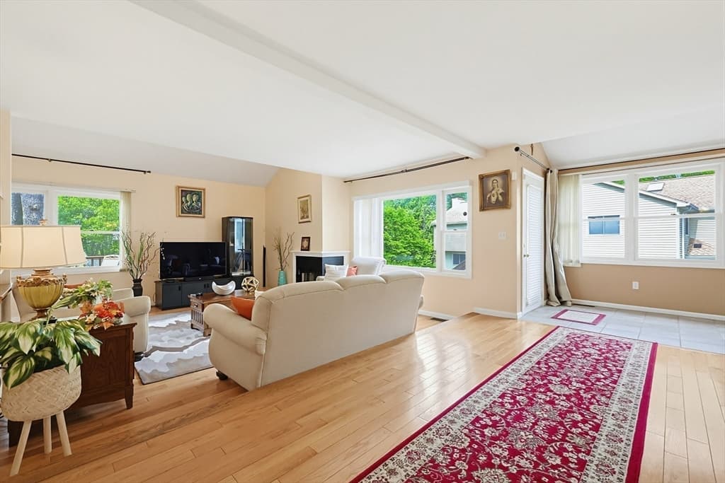 Condominium at 81 Arrowhead Cir # 81, Ashland MA 01721, photo 10 of 30