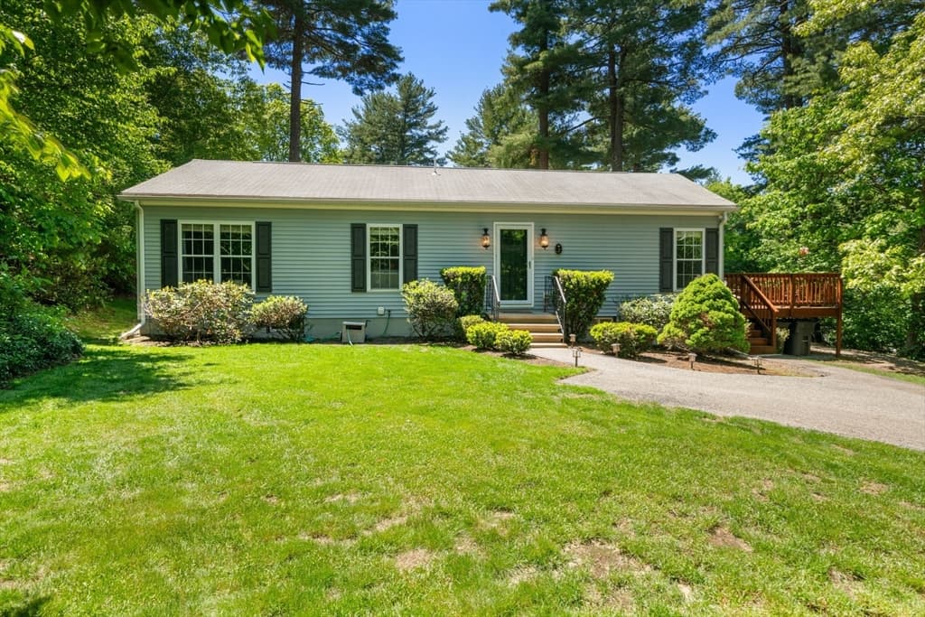 2 Evans Rd, Middleton MA 01949