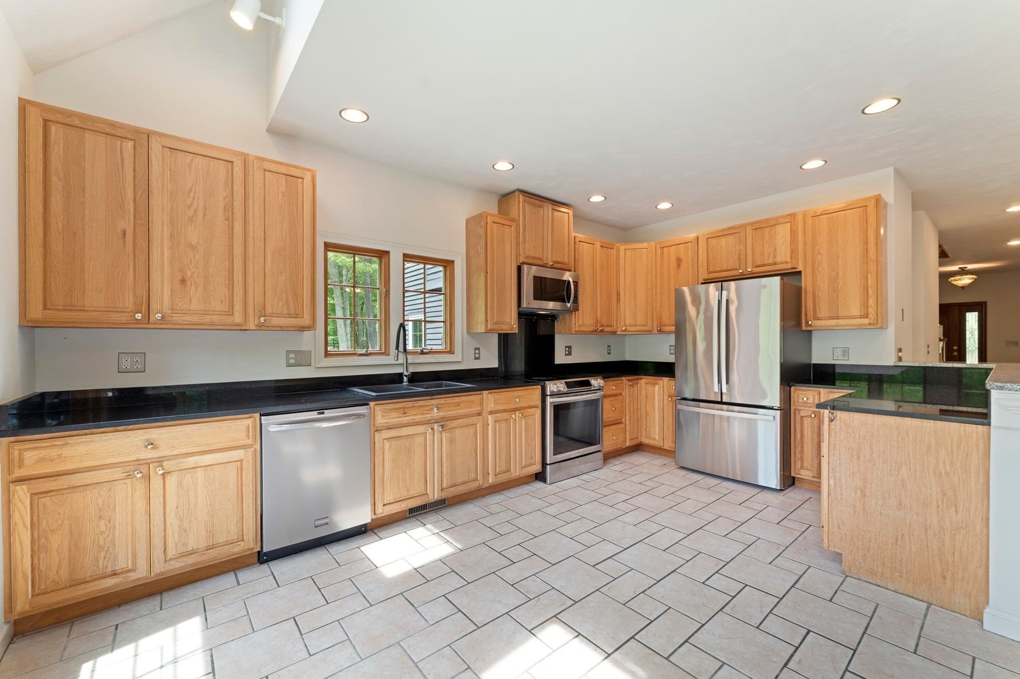 Single Family Residence at 28 Vincent Rd, Mendon MA 01756, Mendon, photo 7 of 39