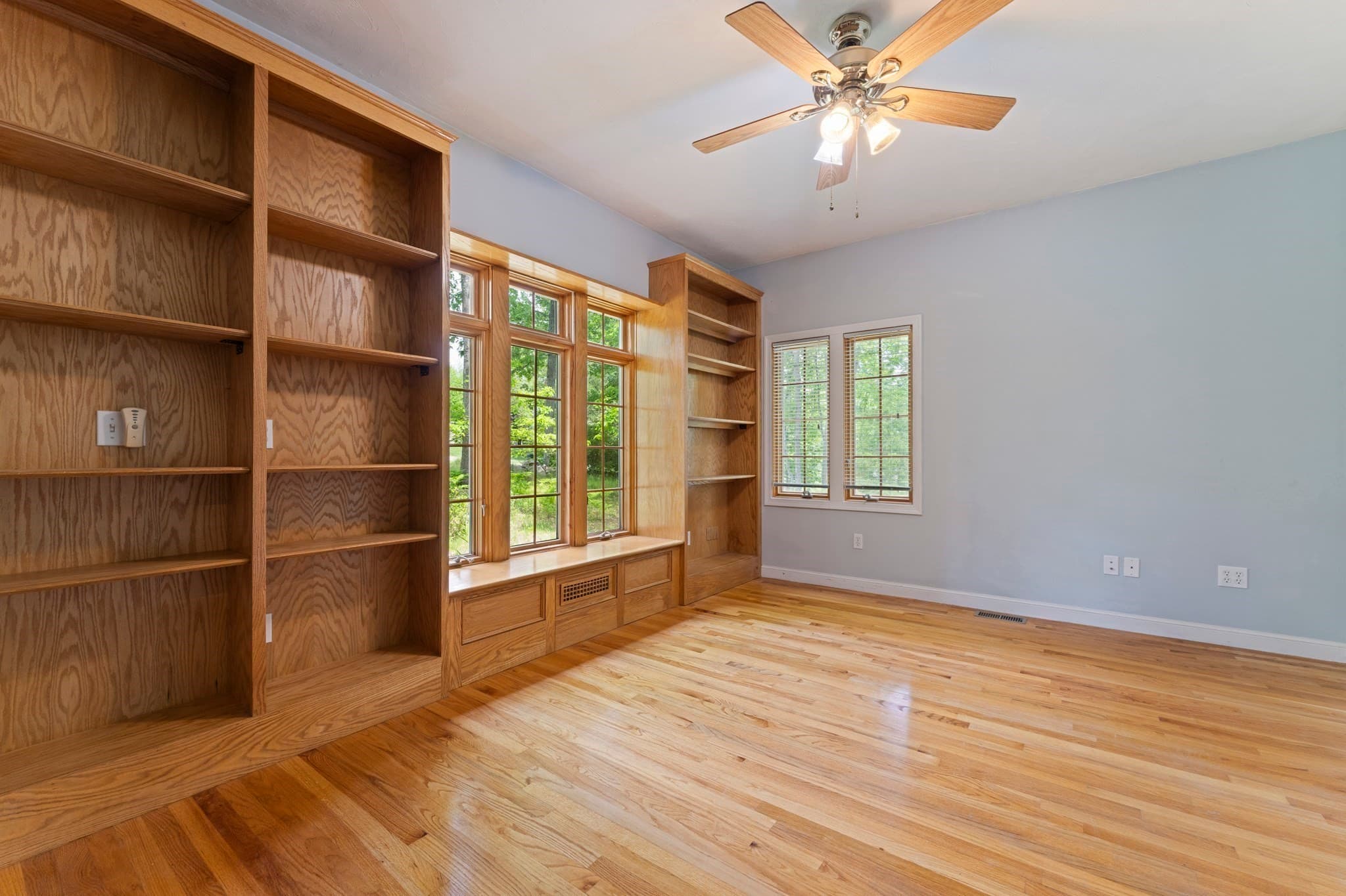 Single Family Residence at 28 Vincent Rd, Mendon MA 01756, Mendon, photo 11 of 39