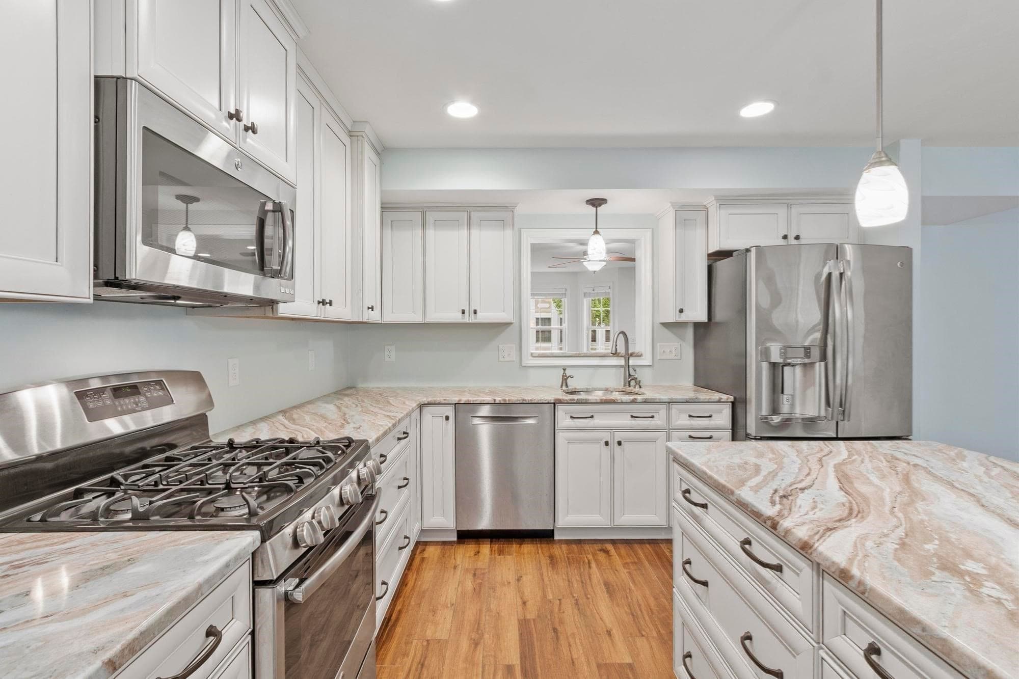 Condominium at 39 Kensington Way # 39, Tewksbury MA 01876, photo 12 of 42