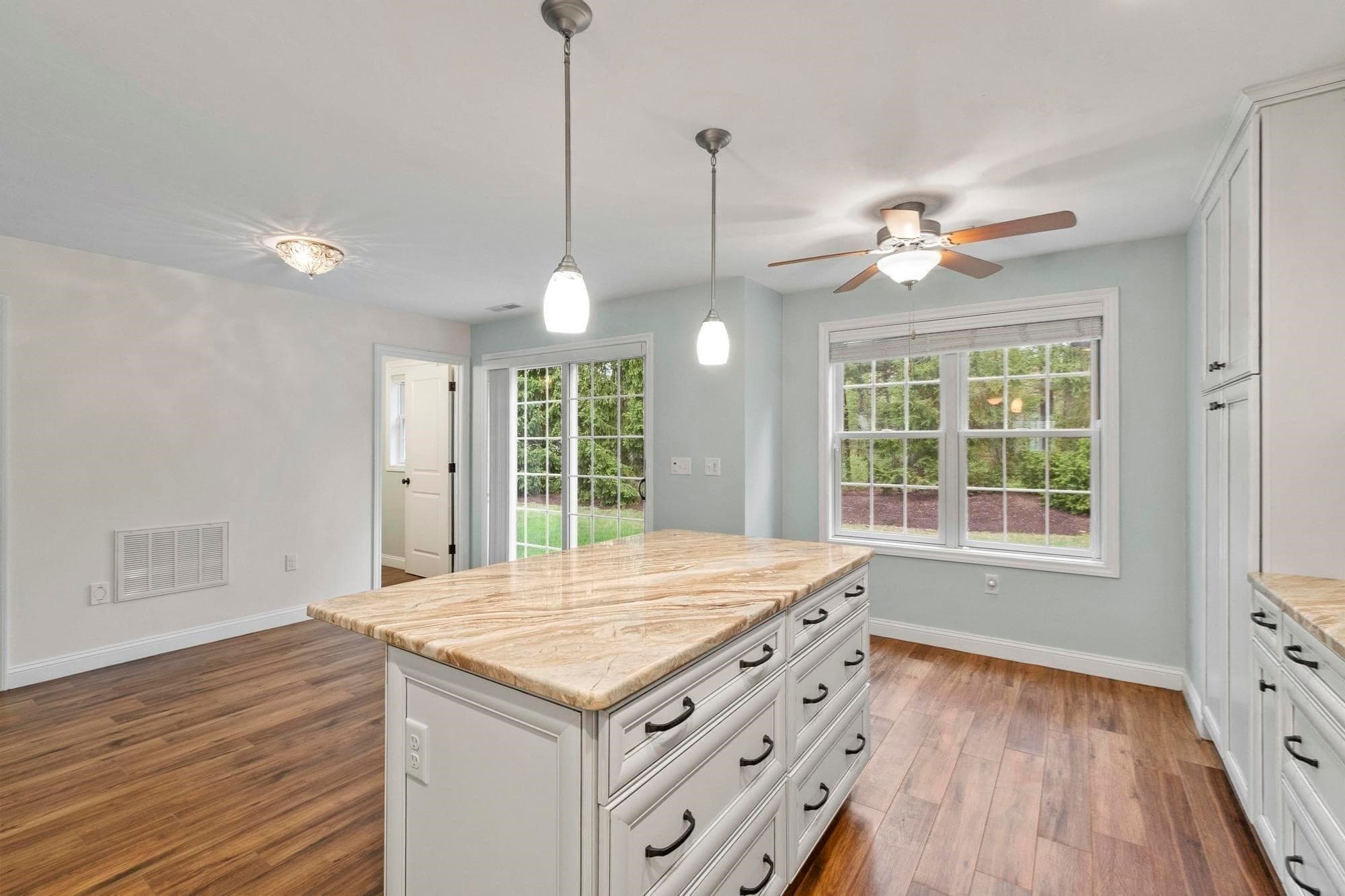 Condominium at 39 Kensington Way # 39, Tewksbury MA 01876, photo 14 of 42