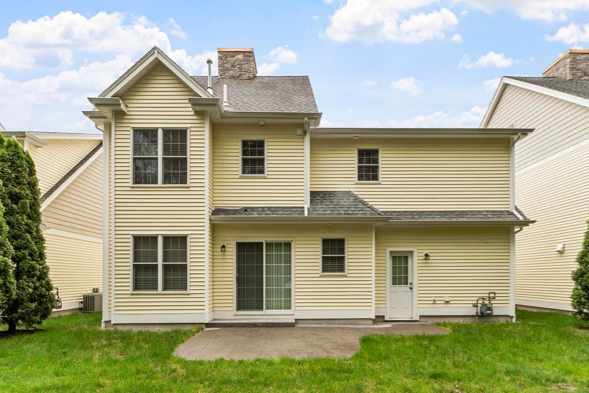 Condominium at 39 Kensington Way # 39, Tewksbury MA 01876, photo 41 of 42