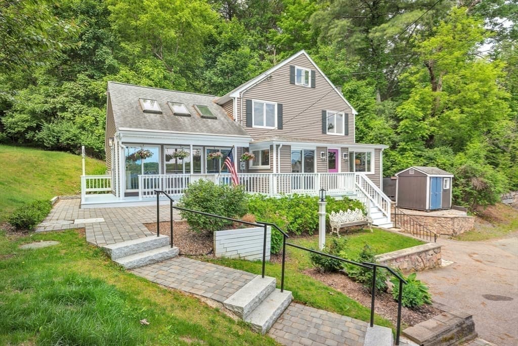 118 Woolford Road, Wrentham MA 02093 photo 2