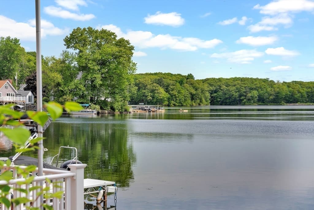 118 Woolford Road, Wrentham MA 02093 photo 31